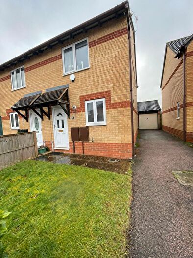 2 Bedroom Semi-Detached House To Rent In Heron Close, Woodford Halse, Daventry, NN11