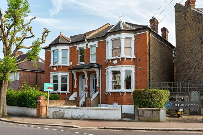 1 Bedroom Flat To Rent In Balham Park Road, London, SW12
