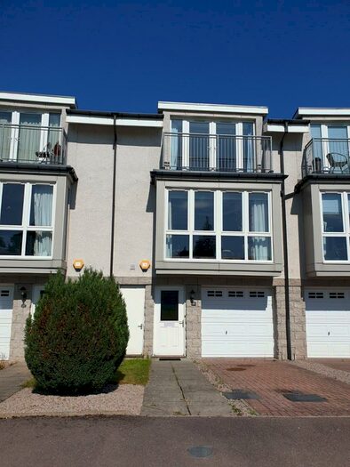 4 Bedroom Terraced House To Rent In Woodlands Terrace, Cults, Aberdeen, AB15