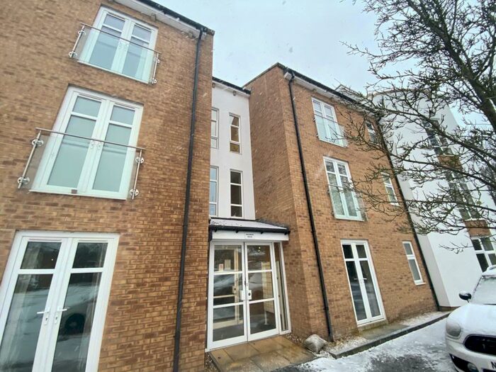 2 Bedroom Apartment To Rent In Westbeck House/Cockerton- Darlington, DL3