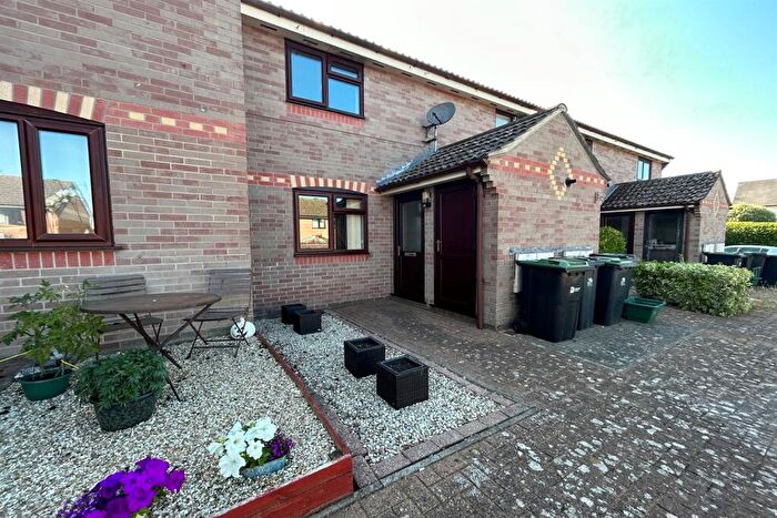 1 Bedroom Terraced House To Rent In Dorchester, DT1