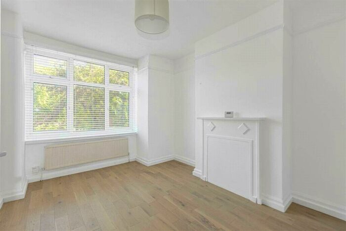 1 Bedroom Apartment To Rent In Franklyn Road, London, NW10