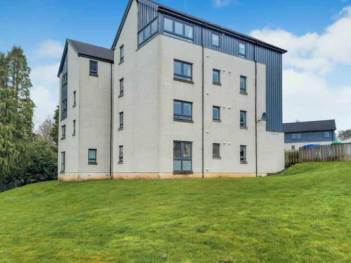 2 Bedroom Flat For Sale In / Corran Court, Lochgilphead, Argyll, PA31