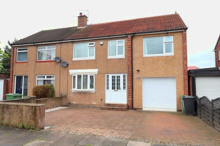 4 Bedroom Detached House To Rent In Eden Park Crescent, Carlisle, CA1