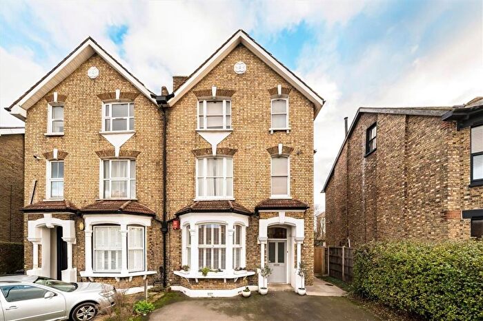 2 Bedroom Flat For Sale In Baring Road, Lee, SE12