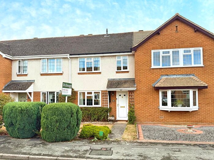 3 Bedroom Terraced House For Sale In Parker Place, Broadway, Worcestershire, WR12