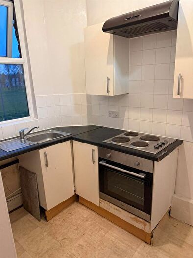 1 Bedroom Flat To Rent In Suburban Road (), Anfield, Anfield, L6