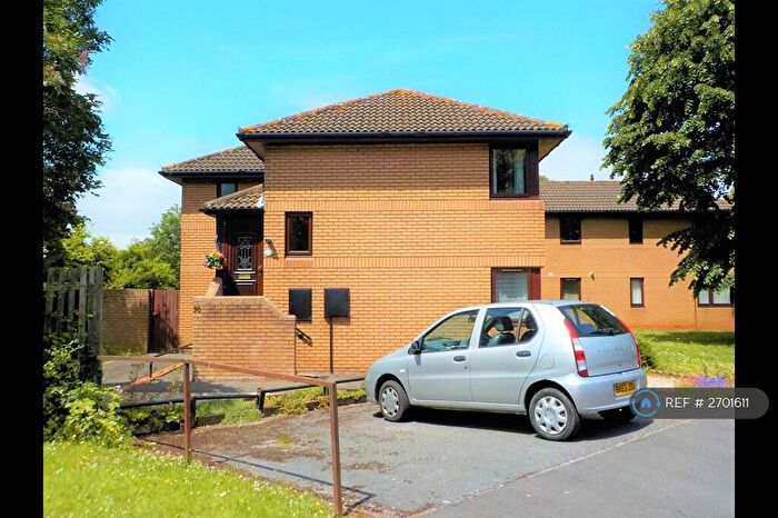 2 Bedroom Flat To Rent In Stapleton, Bristol, BS16