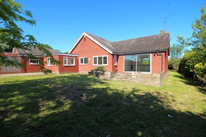 4 Bedroom Bungalow To Rent In Sandy Lane, Diss, IP22