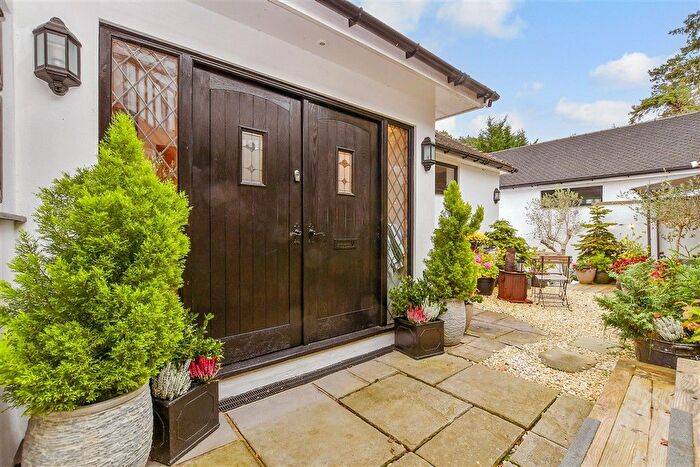 3 Bedroom Detached Bungalow For Sale In Abbots Lane, Kenley, Surrey, CR8