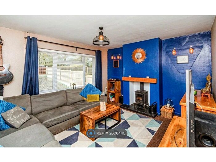 3 Bedroom Semi-Detached House To Rent In Parklands Road, Wolverhampton, WV1