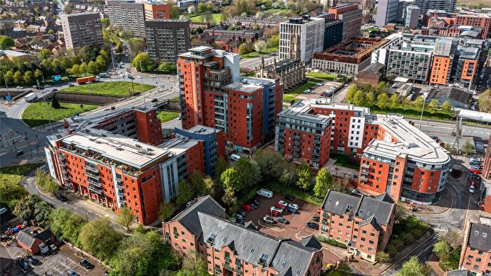 2 Bedroom Flat To Rent In City Gate, Blantyre Street, M15