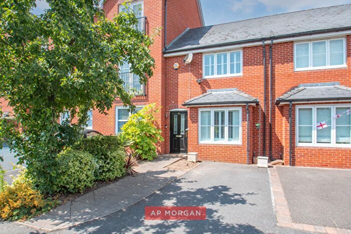 2 Bedroom Terraced House For Sale In Vine Lane, Acocks Green, Birmingham, West Midlands, B27