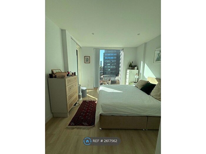 1 Bedroom Flat To Rent In Blackfriars Road, London, SE1