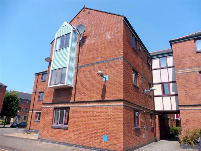 1 Bedroom Flat To Rent In St Nicholas Square, Maritime Quarter, Swansea, SA1