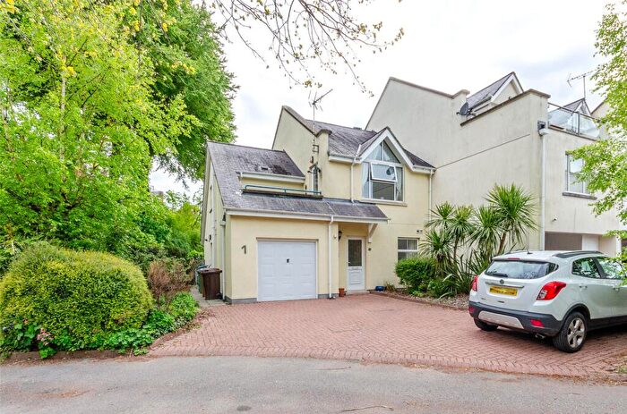 3 Bedroom End Of Terrace House For Sale In Hen Gei Llechi, Y Felinheli, Gwynedd, LL56