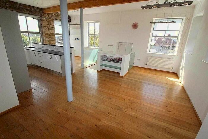 2 Bedroom Flat For Sale In Pecket Well, Hebden Bridge, HX7