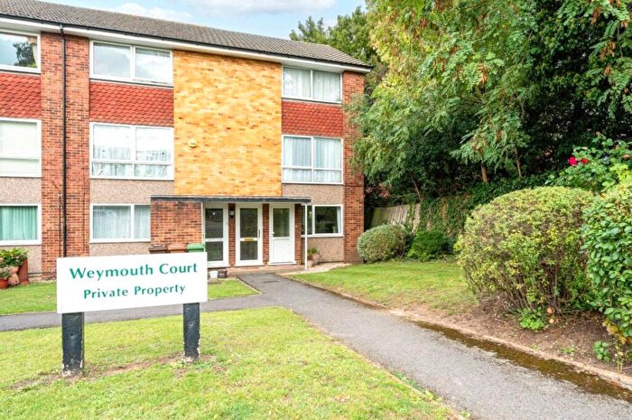 2 Bedroom Duplex To Rent In Grange Road, Sutton, Surrey, SM2