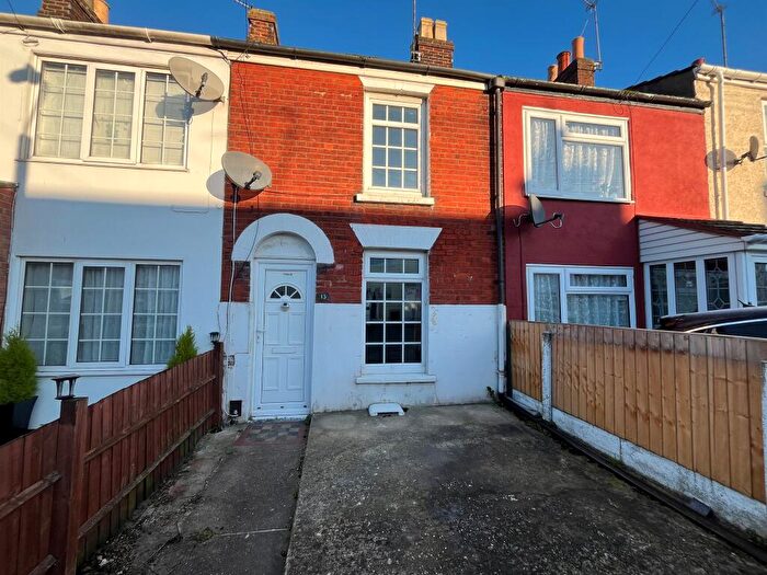 3 Bedroom Terraced House For Sale In Tottenham Street, Great Yarmouth, NR30