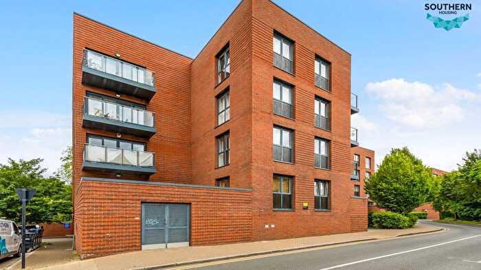 2 Bedroom Flat For Sale In Lincoln House, Boyd Way, Eltham Green, London, SE9