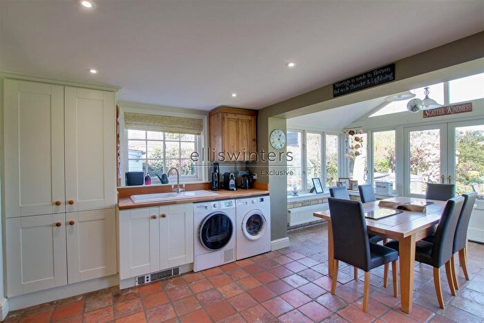 5 Bedroom Detached House For Sale In High Street, Pidley, Huntingdon, PE28