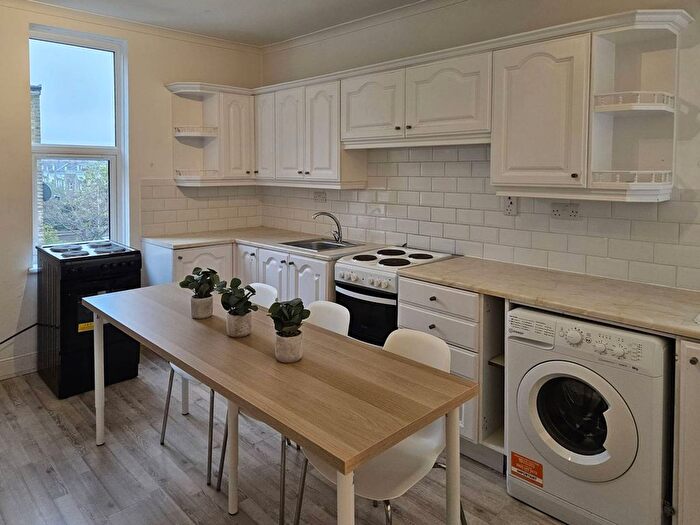 6 Bedroom Flat For Sale In Chamberlayne Road, Kensal Rise, London, NW10