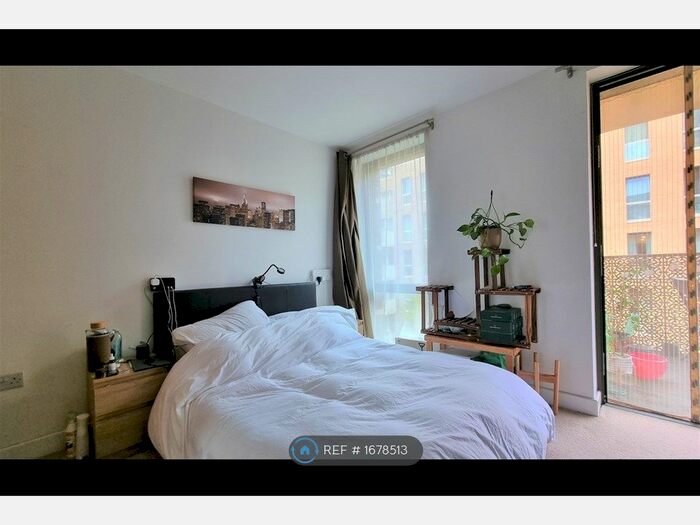 2 Bedroom Flat To Rent In Truman Walk, London, E3