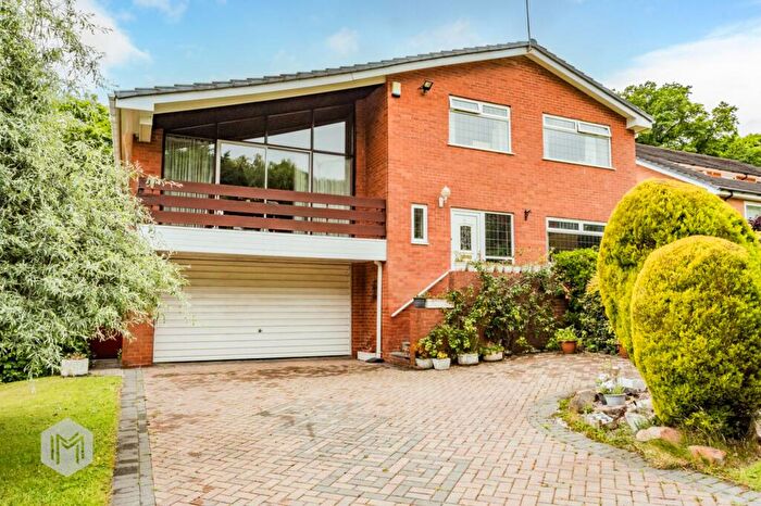 4 Bedroom Detached House For Sale In The Glen, Bolton, BL1