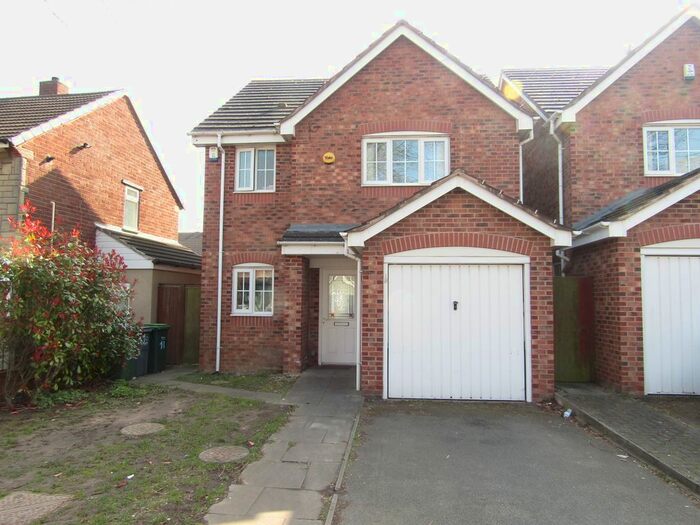 3 Bedroom Detached House To Rent In Bedford Road, West Bromwich, B71
