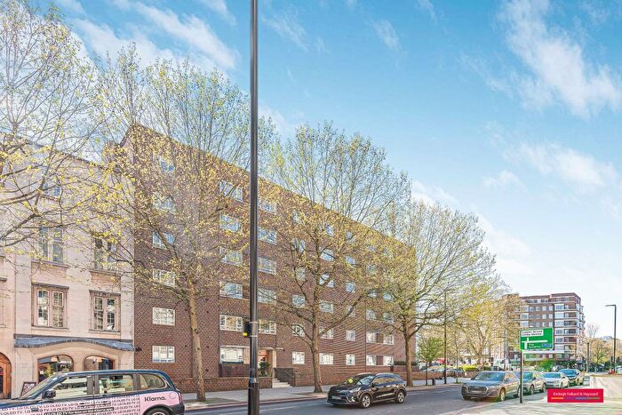 3 Bedroom Flat To Rent In Park Road, Marylebone, London, NW1