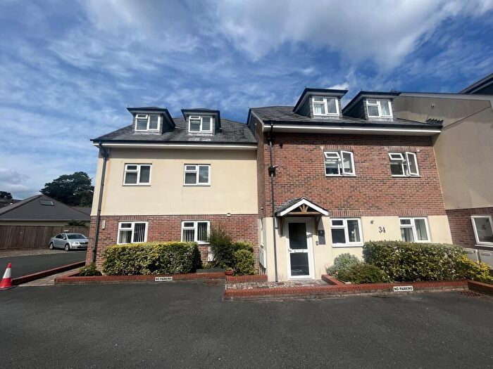 2 Bedroom Apartment To Rent In Holland Road, Plymstock, PL9