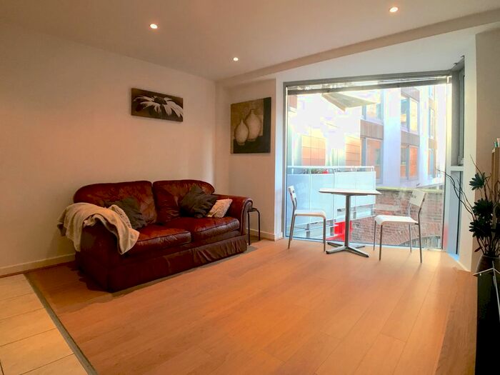 1 Bedroom Flat To Rent In Quay One, Neptune Street, Leeds City Centre, LS9