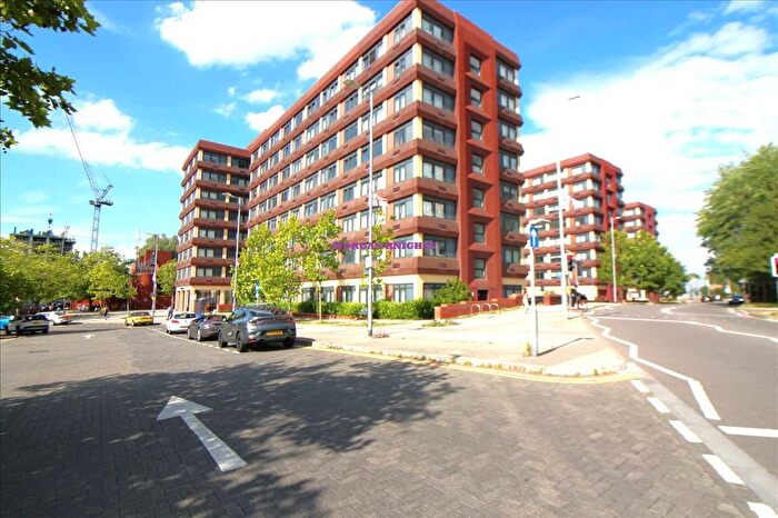 1 Bedroom Studio To Rent In Trafford House, Cherrydown East, Basildon, SS16