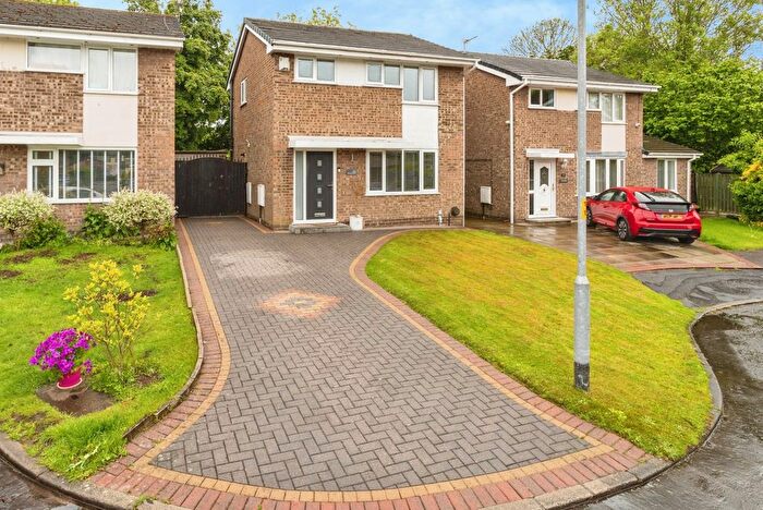 3 Bedroom Detached House For Sale In Stonecrop Close, Warrington, Cheshire, WA3