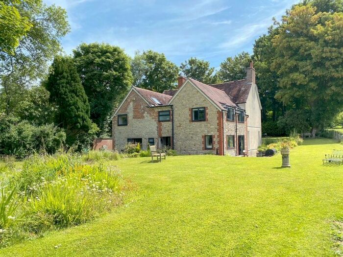 4 Bedroom Cottage For Sale In Park Lane, Heytesbury, Warminster, BA12