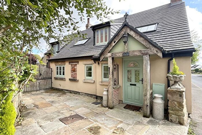 3 Bedroom Detached House For Sale In Clowne Road, Barlborough, Chesterfield, Derbyshire, S43