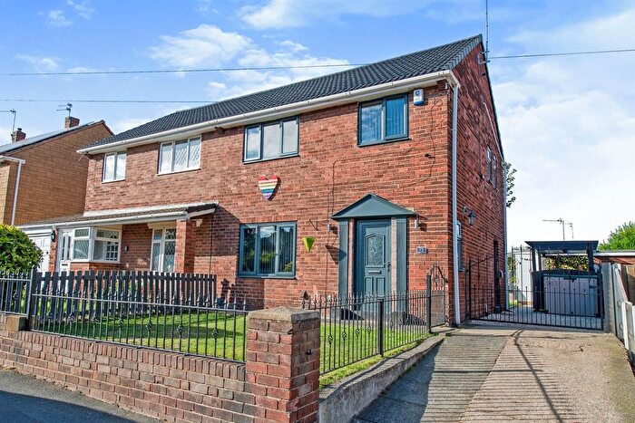 3 Bedroom Semi-Detached House For Sale In Crewe Road, Castleford, WF10