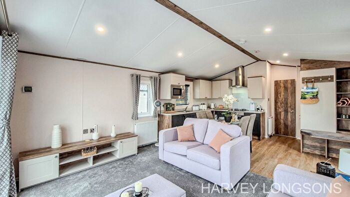2 Bedroom Park Home For Sale In Polperro Road, Looe, PL13