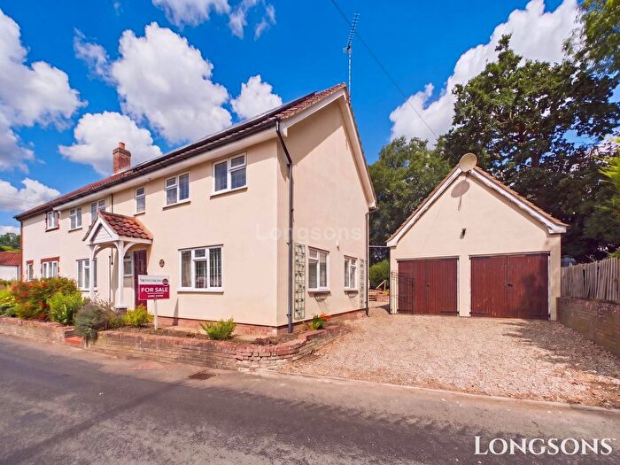 4 Bedroom Semi-Detached House For Sale In The Street, Little Dunham, Kings Lynn, PE32