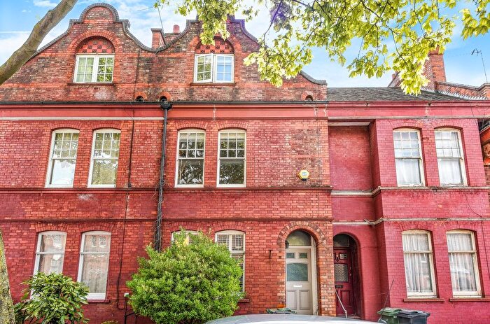 4 Bedroom Terraced House For Sale In Amesbury Avenue, Streatham Hill, London, SW2