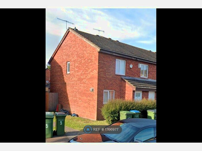 2 Bedroom End Of Terrace House To Rent In Chamberlain Close, London, SE28