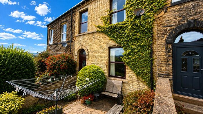 4 Bedroom Terraced House For Sale In South View, Sowerby Bridge, West Yorkshire, HX6