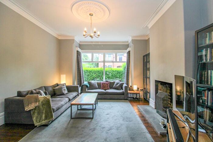 5 Bedroom Terraced House To Rent In Knighton Drive, Knighton, LE2