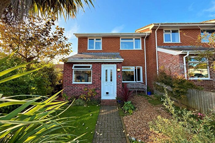 3 Bedroom End Of Terrace House For Sale In Bridport, DT6