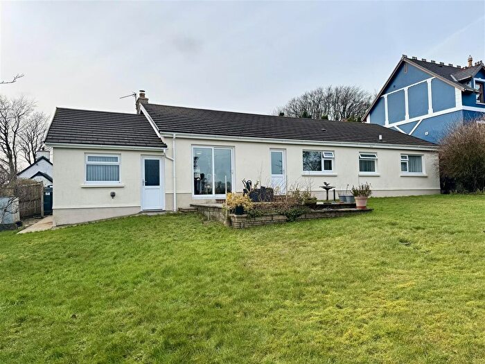 3 Bedroom Detached Bungalow For Sale In Panteg Cross, Llandysul, SA44