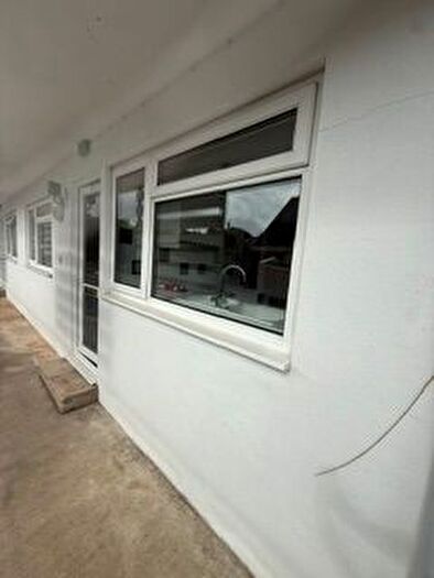 2 Bedroom Flat To Rent In New Road, Brixham, Devon, TQ5