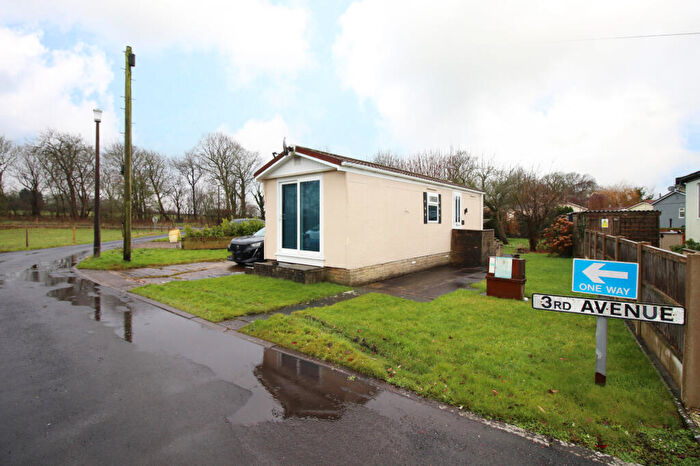 1 Bedroom Park Home For Sale In Woodside Park, Poulton-le-Fylde, FY6