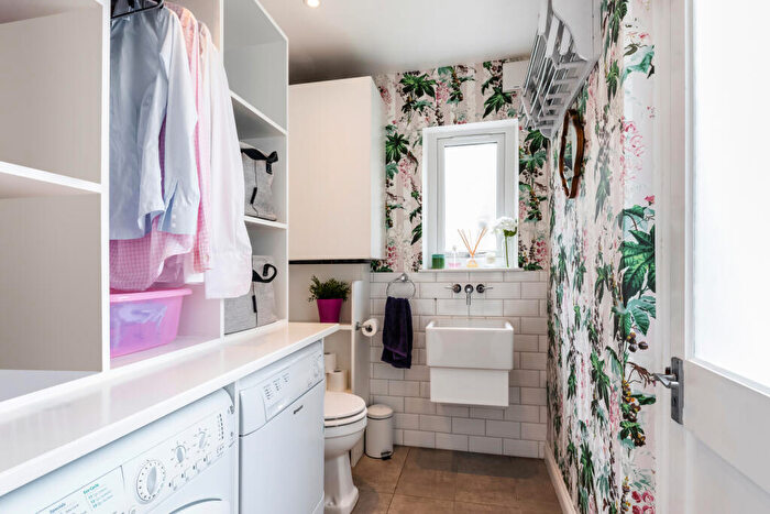 4 Bedroom Terraced House To Rent In Mysore Road, Clapham Common, SW11