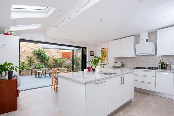 5 Bedroom Terraced House To Rent In Chatto Road, Clapham, London, SW11