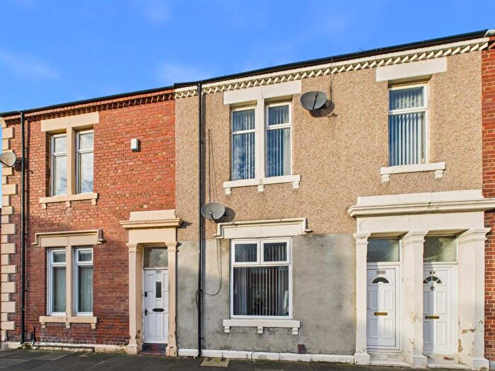 2 Bedroom Flat For Sale In West Percy Road, North Shields, NE29